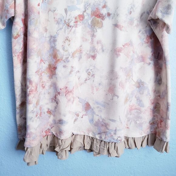 Logo Lounge Neutral Abtract Ruffle Pocket Top - Picture 7 of 7